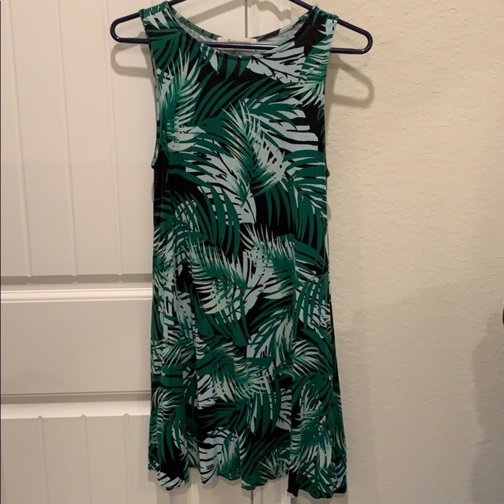 Green print dress